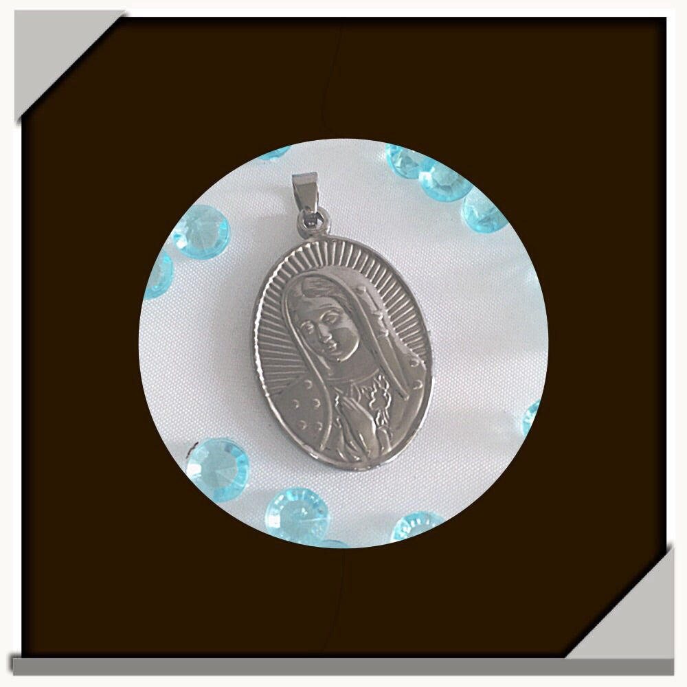 Madonna Pendant