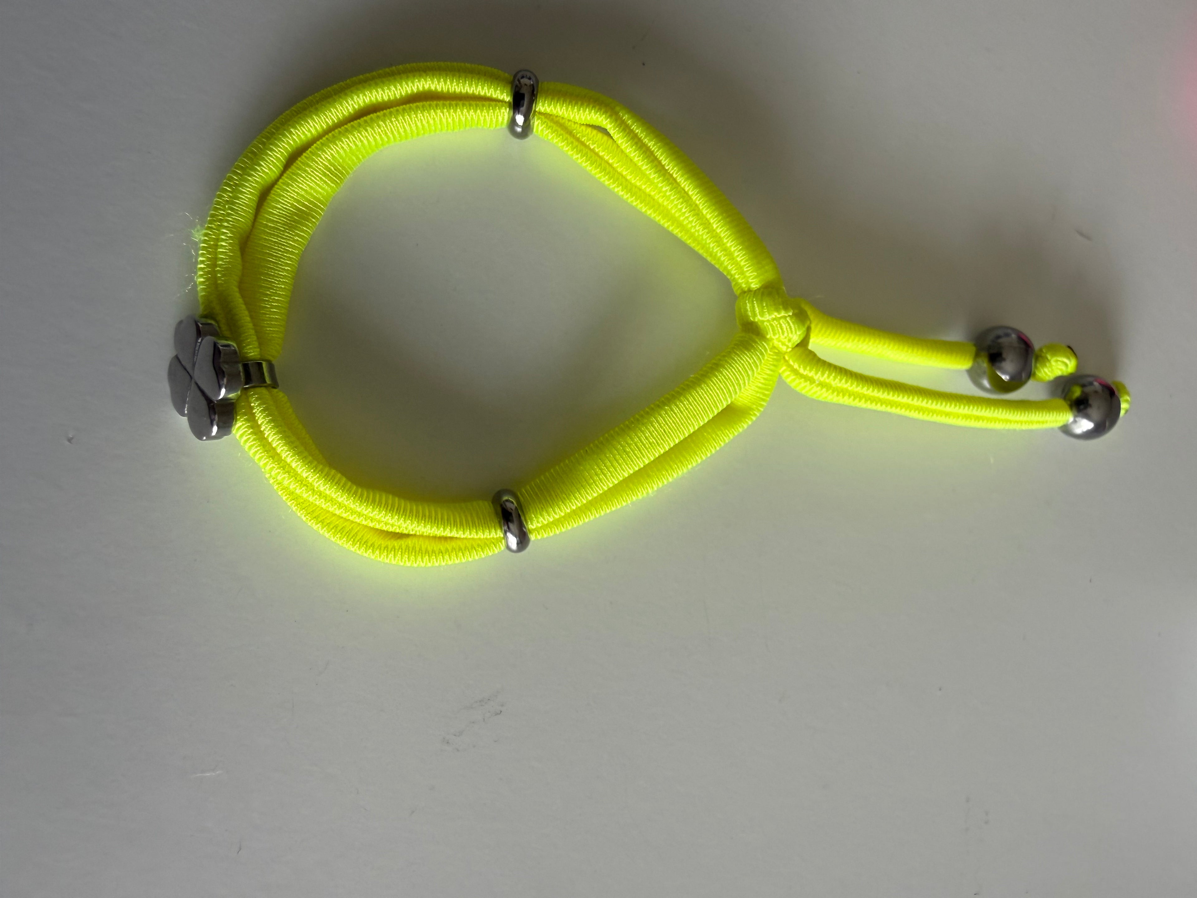 CloverWave Bracelets